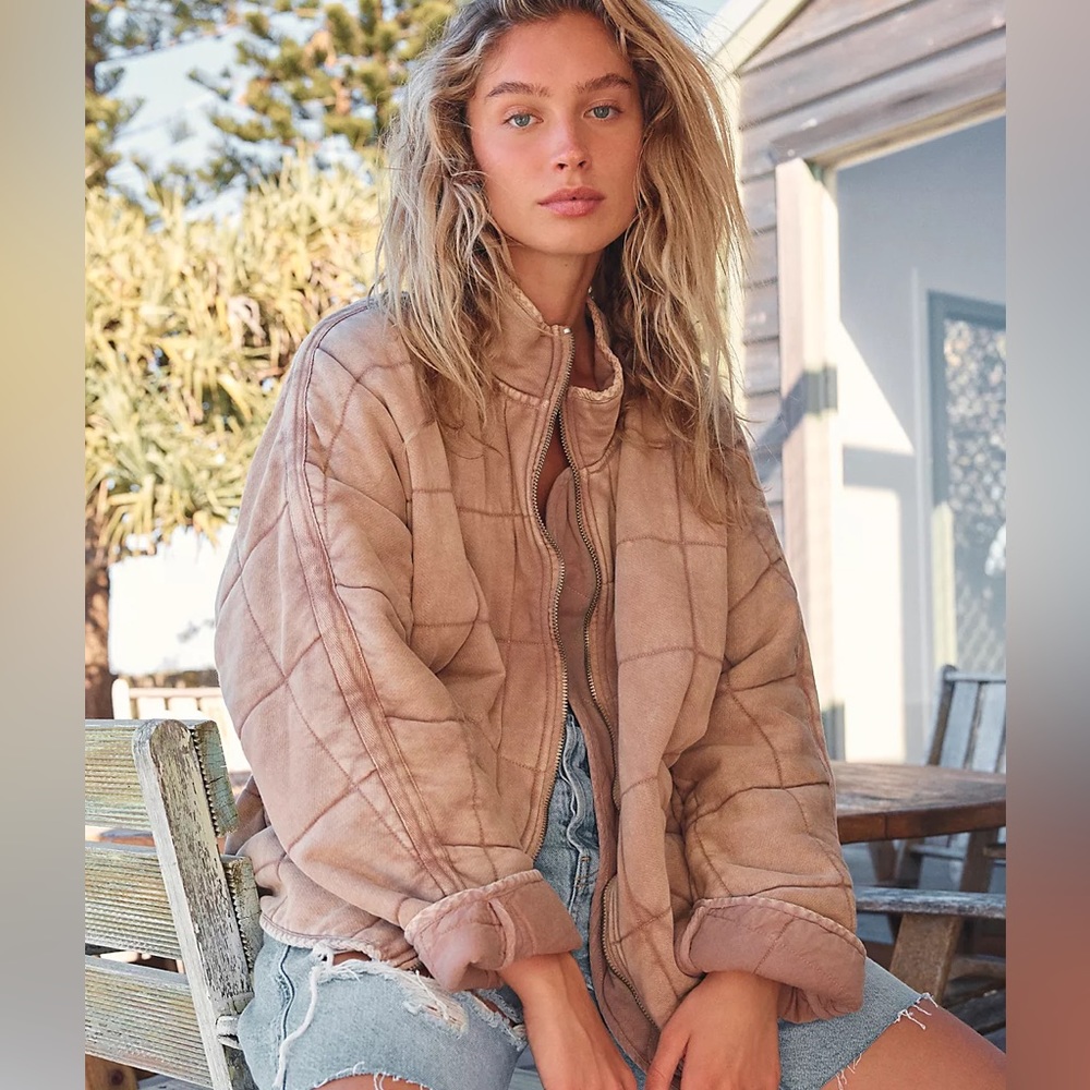 Free people dolman jacket size small in color champagne diamond